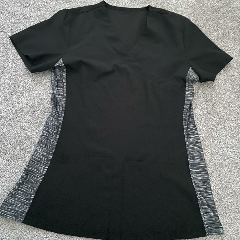 Nice black scrub top curvy slim